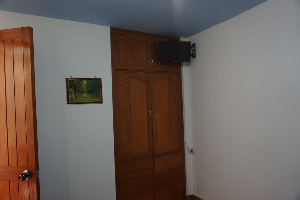 Residencial Mamamia Hotell Tacna Exteriör bild